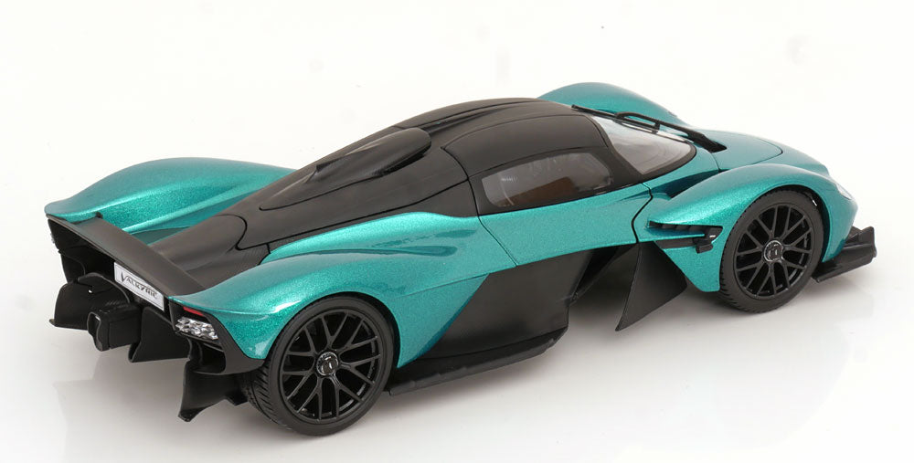 Maisto 1:18 Aston Martin Valkyrie 2022 greenmetallic flatblack