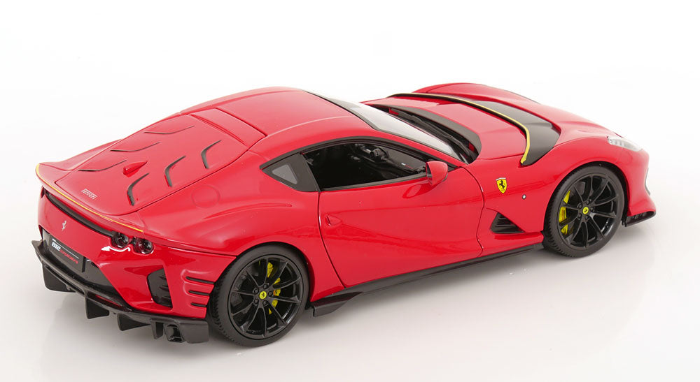 Bburago 1:18 Ferrari 812 Competizione 2021 red