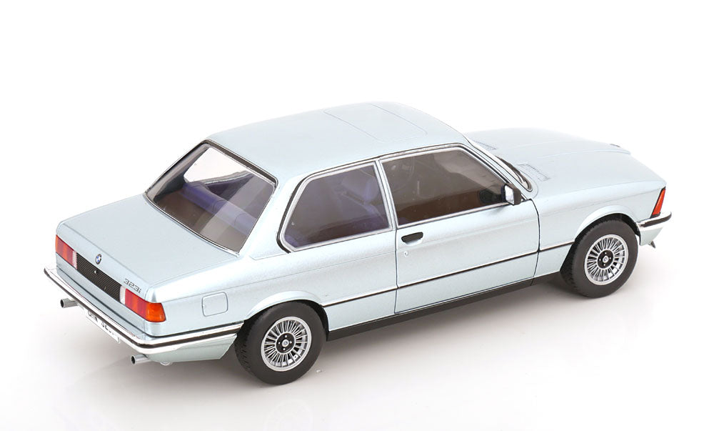 Solido 1:18 BMW 323i E21 1980 silverblue-metallic