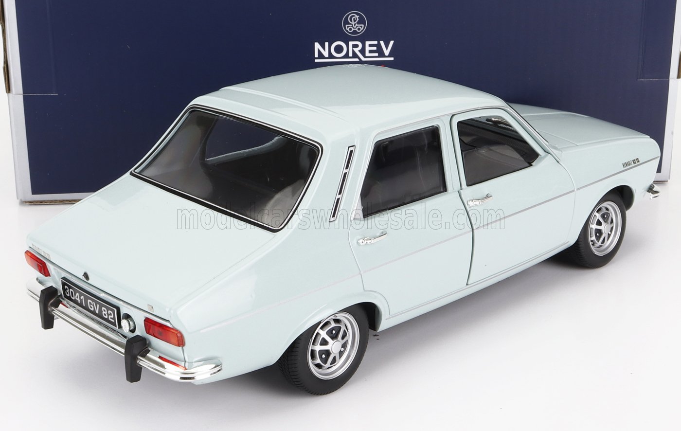 NOREV - 1:18 - RENAULT - 12 TS 1974 - LIGHT BLUE