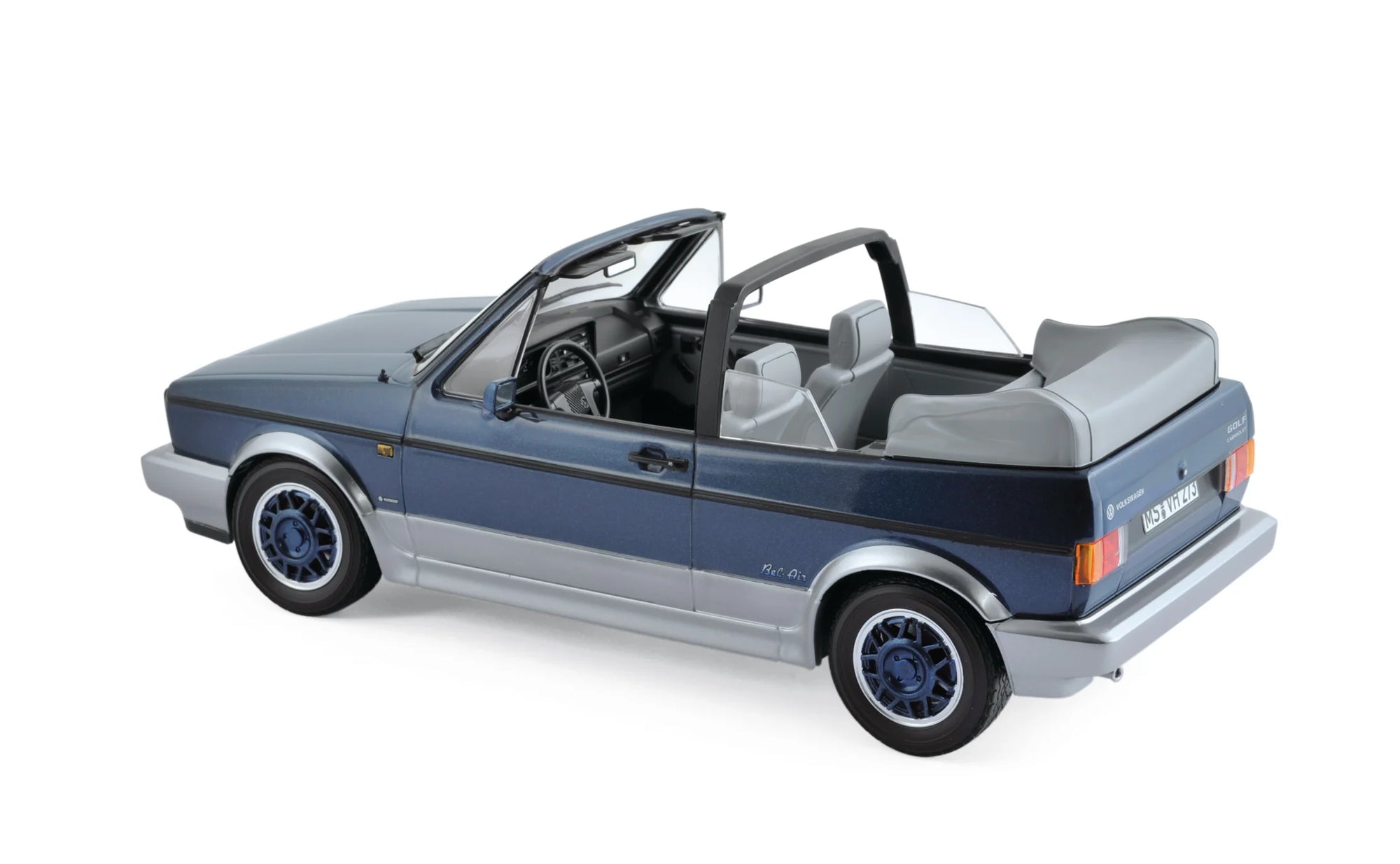 NOREV 1:18 VW Golf cabriolet “Bel Air” 1992 blue metallic