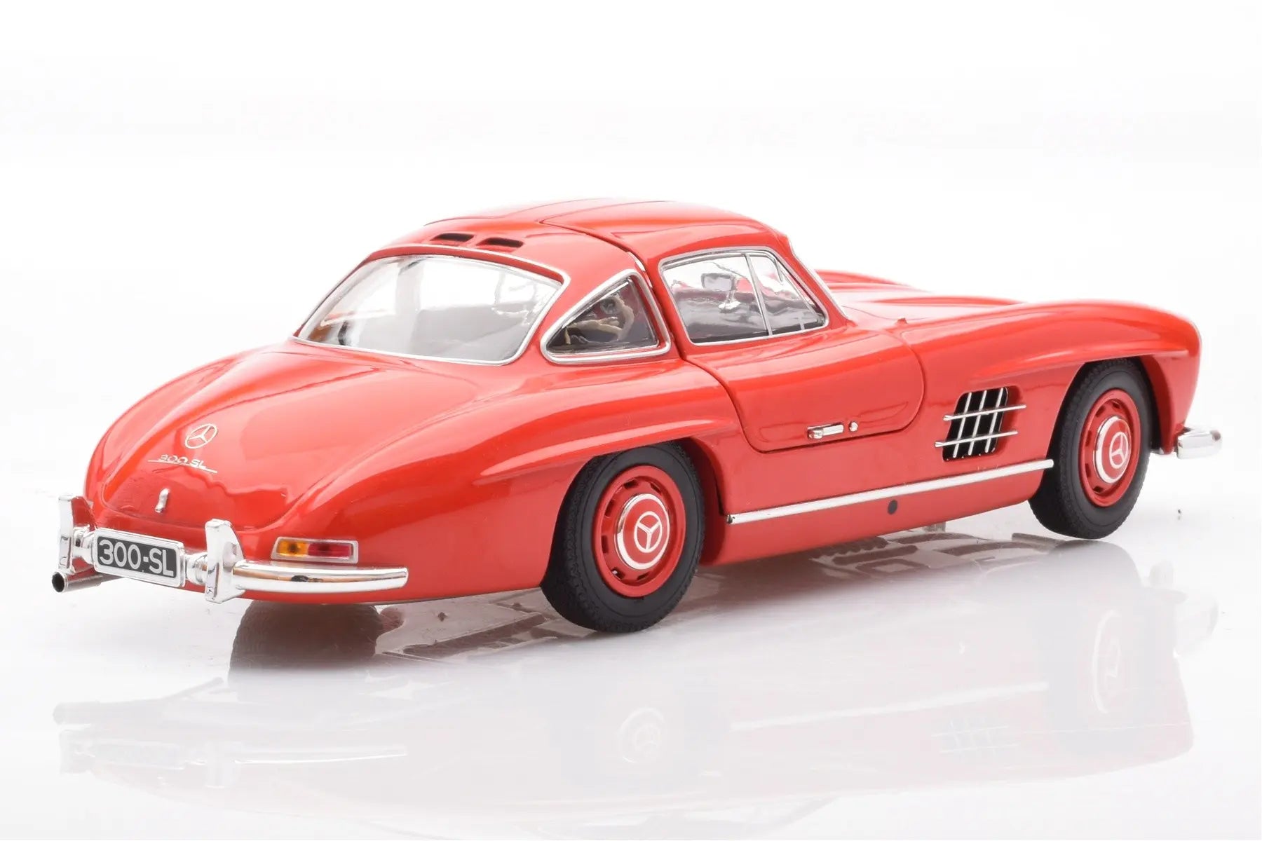 Minichamps 1:18 Mercedes 300 SL W198 Gullwing 1955 red