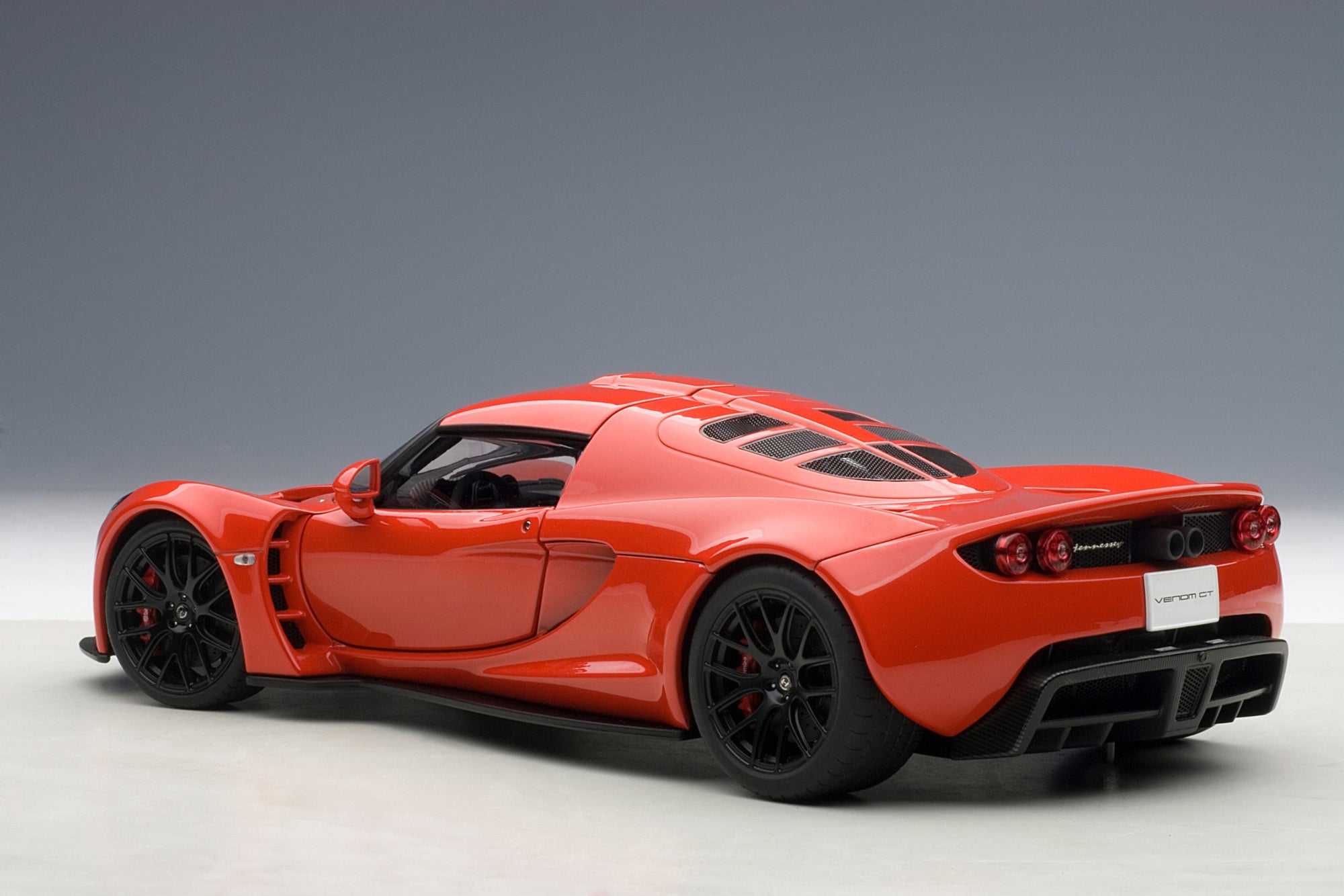 Autoart 1:18 Hennessey Venom GT Spyder (Red)
