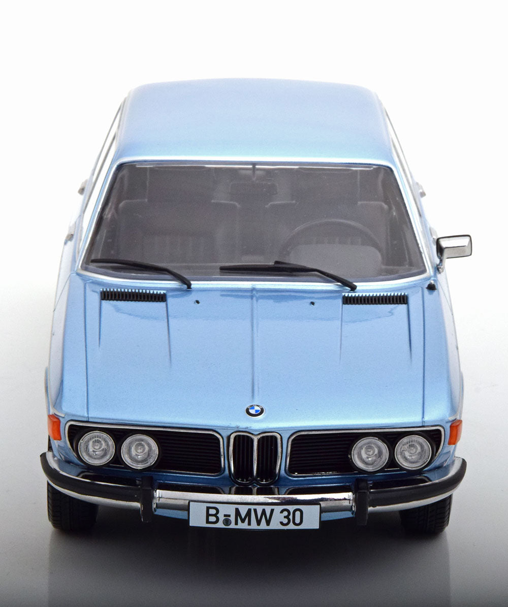 KK-Scale 1:18 BMW 3.0 S E3 2 Series 1971 lightblue-metallic