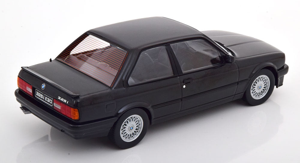KK-Scale 1:18 BMW 325i E30 M-Paket 1 1987 black