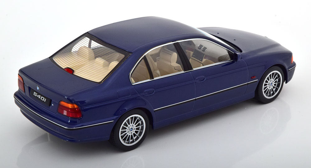KK-Scale 1:18 BMW 540i E39 Saloon 1995 bluemetallic