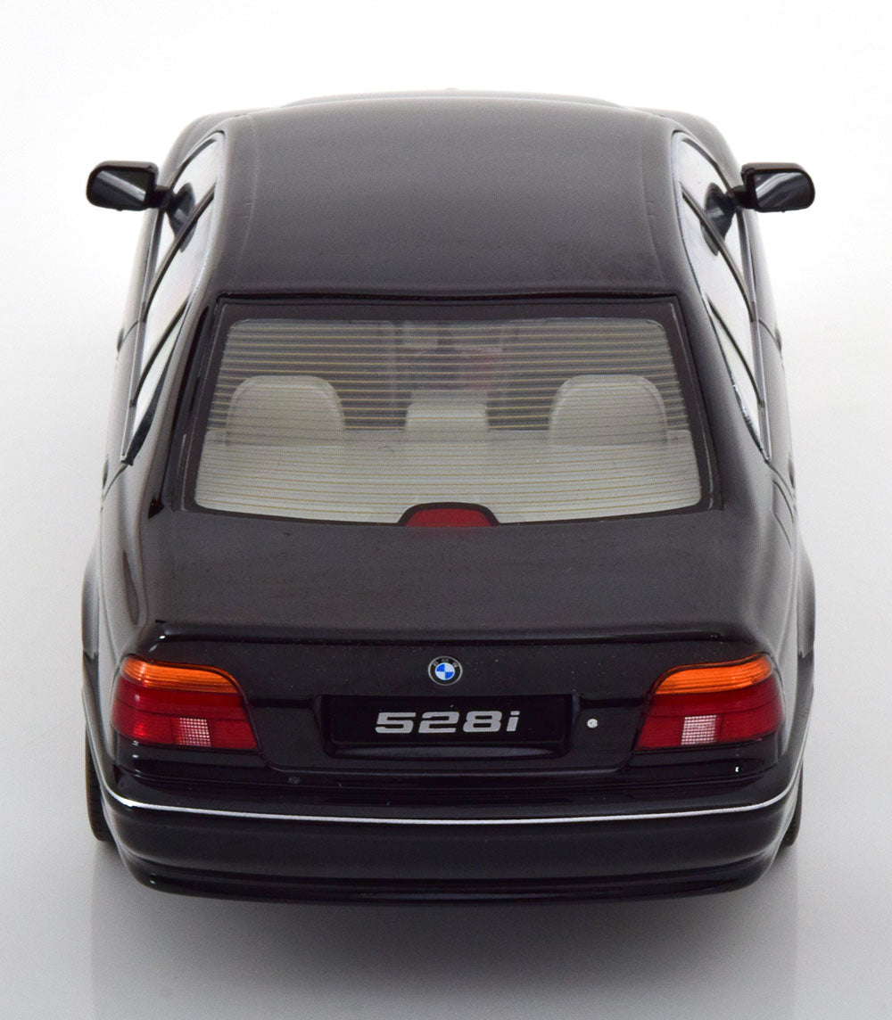 KK-Scale 1:18 BMW 528i E39 Saloon 1995 black-metallic