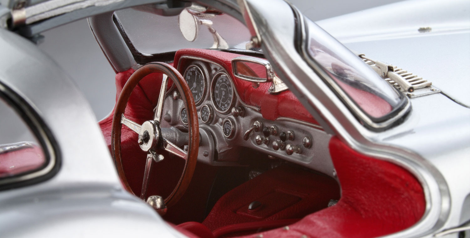 CMC 1:18 Mercedes-Benz 300 SLR Coupé, 1955, red interior