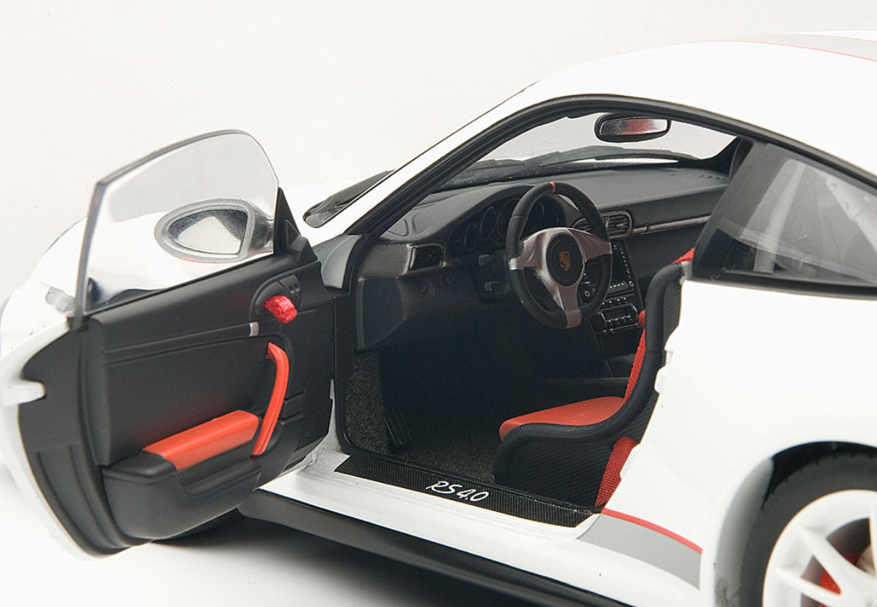 AUTOART 1:18  PORSCHE 911 997 GT3 RS 4.0 WHITE