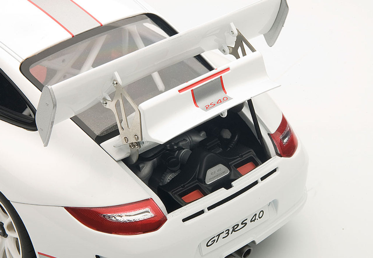 AUTOART 1:18  PORSCHE 911 997 GT3 RS 4.0 WHITE