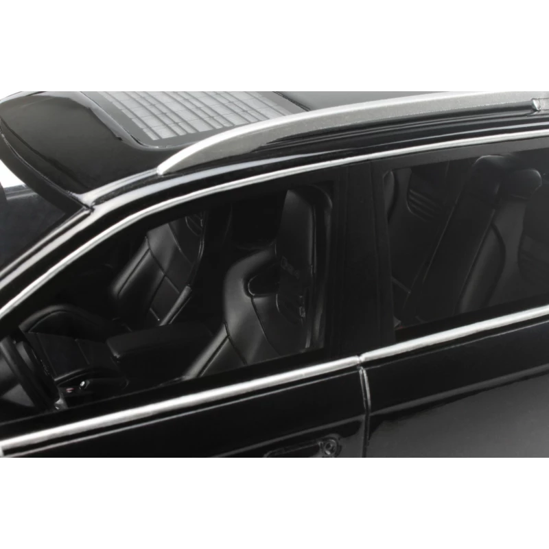 Ottomobile 1:18 Audi RS 4 (B4) Avant Phantom Black Pearl Effect 2006