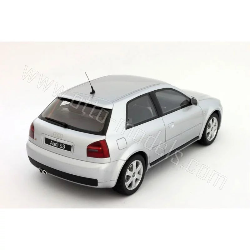 Ottomobile 1:18 Audi S3 8L Gris Argent Metal 1999