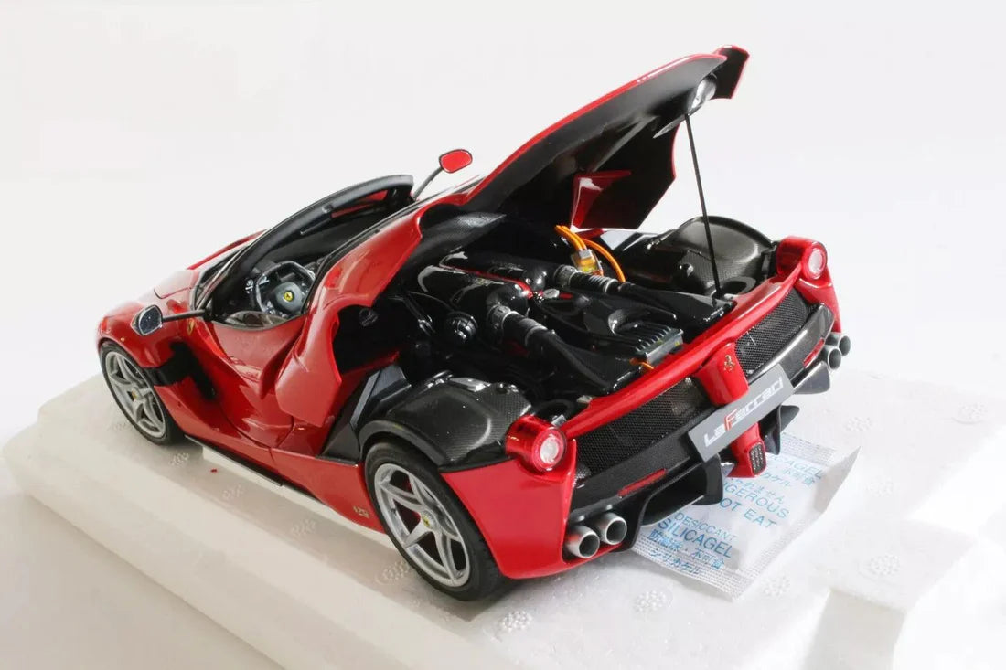 BBR 1:18 Models Ferrari Laferrari Aperta - Red
