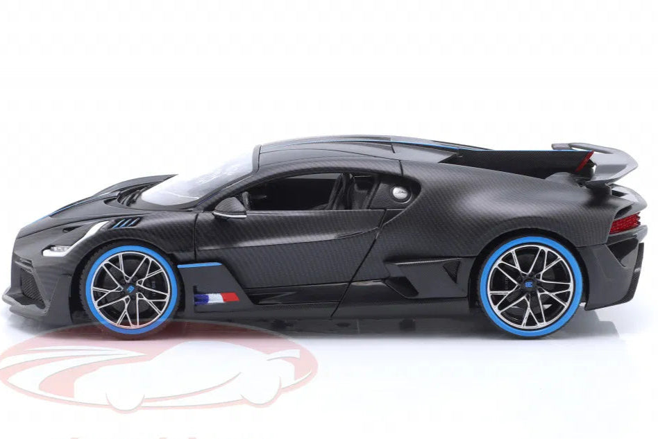 Bburago 1:18 Bugatti Divo 50th Bburago Anniversary 2018 mat black / carbon fiber