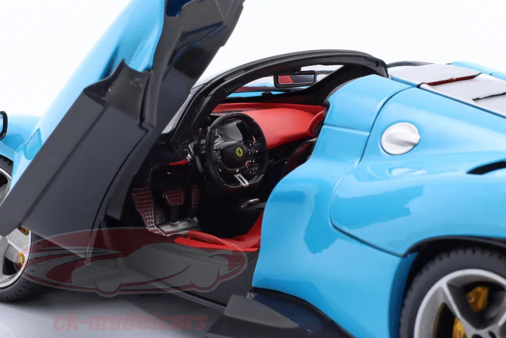 Bburago Signature 1:18 Ferrari Daytona SP3 Closed Top 2022 blue