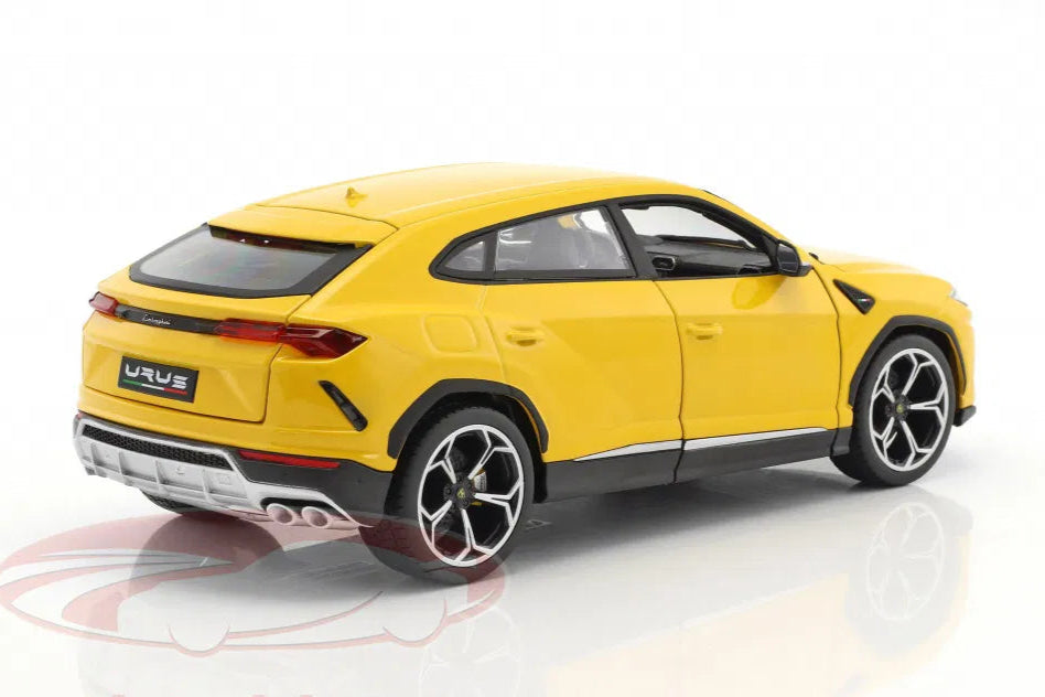 Bburago 1:18 Lamborghini Urus yellow