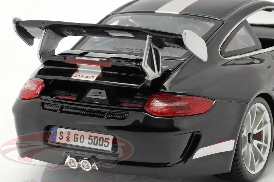 Bburago 1:18 Porsche 911 (997) GT3 RS 4.0 Year 2011 black / silver