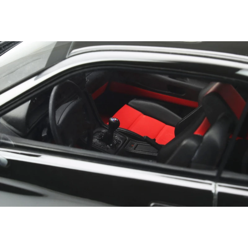 Ottomobile 1:18 BMW 850 CSI 1990