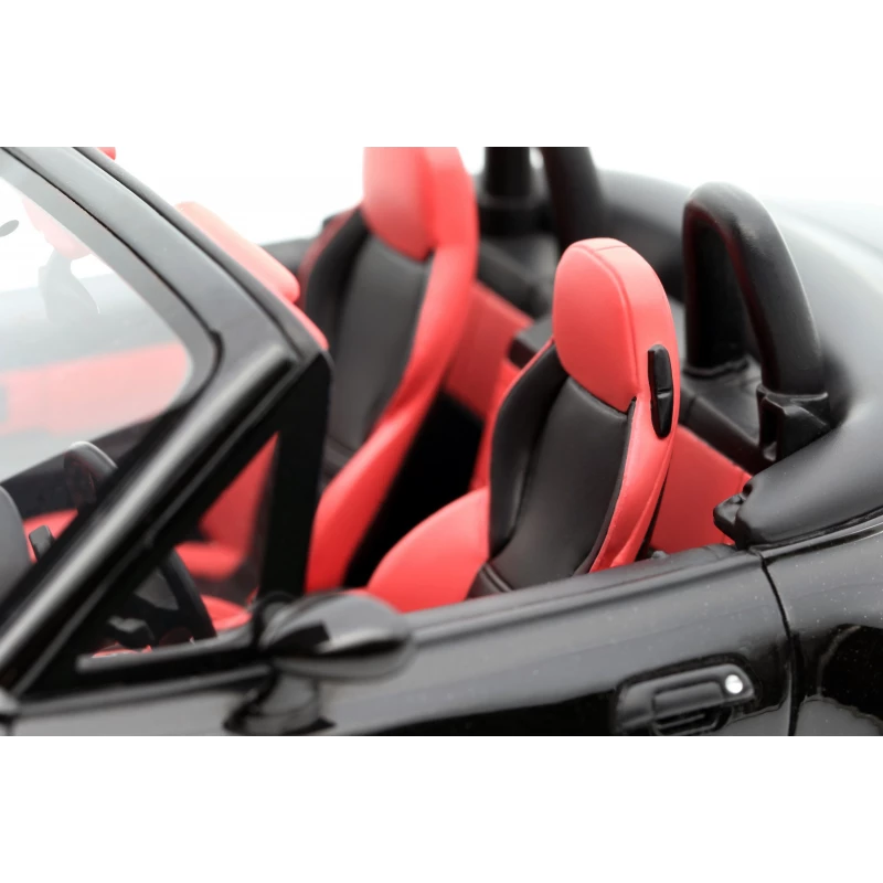 Ottomobile 1:18 BMW Z3 M Roadster Cosmos Black 1999