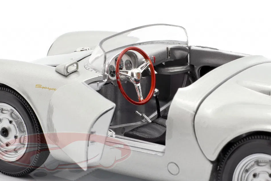 Maisto 1:18 Porsche 550 A Spyder Year 1950 silver