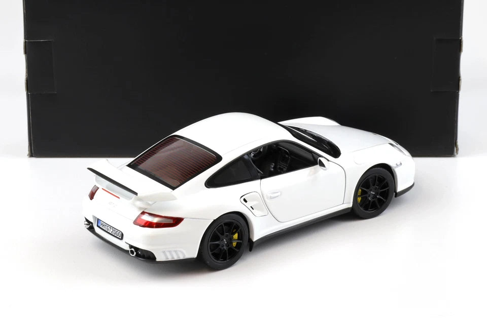 Norev 1:18 Porsche 911 997 GT2 Coupe 2007 White