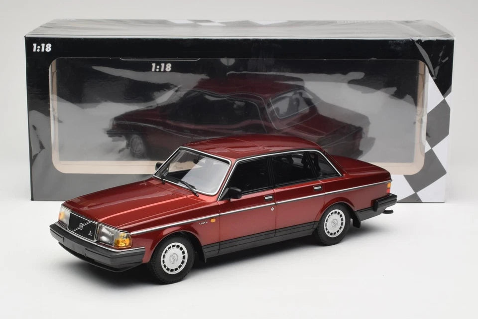 Minichamps 1:18 Volvo 240 GL Dark Red
