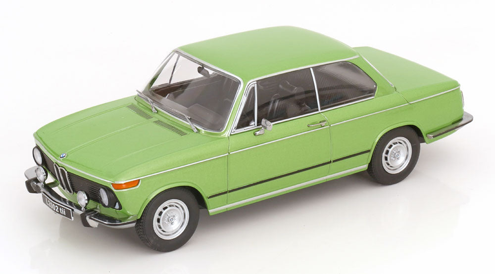 KK-Scale 1:18 BMW L2002 tii 2 Series 1974 greenmetallic