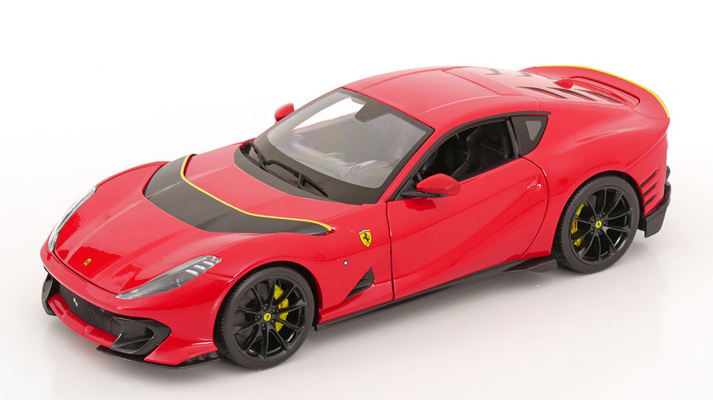 Bburago 1:18 Ferrari 812 Competizione 2021 red