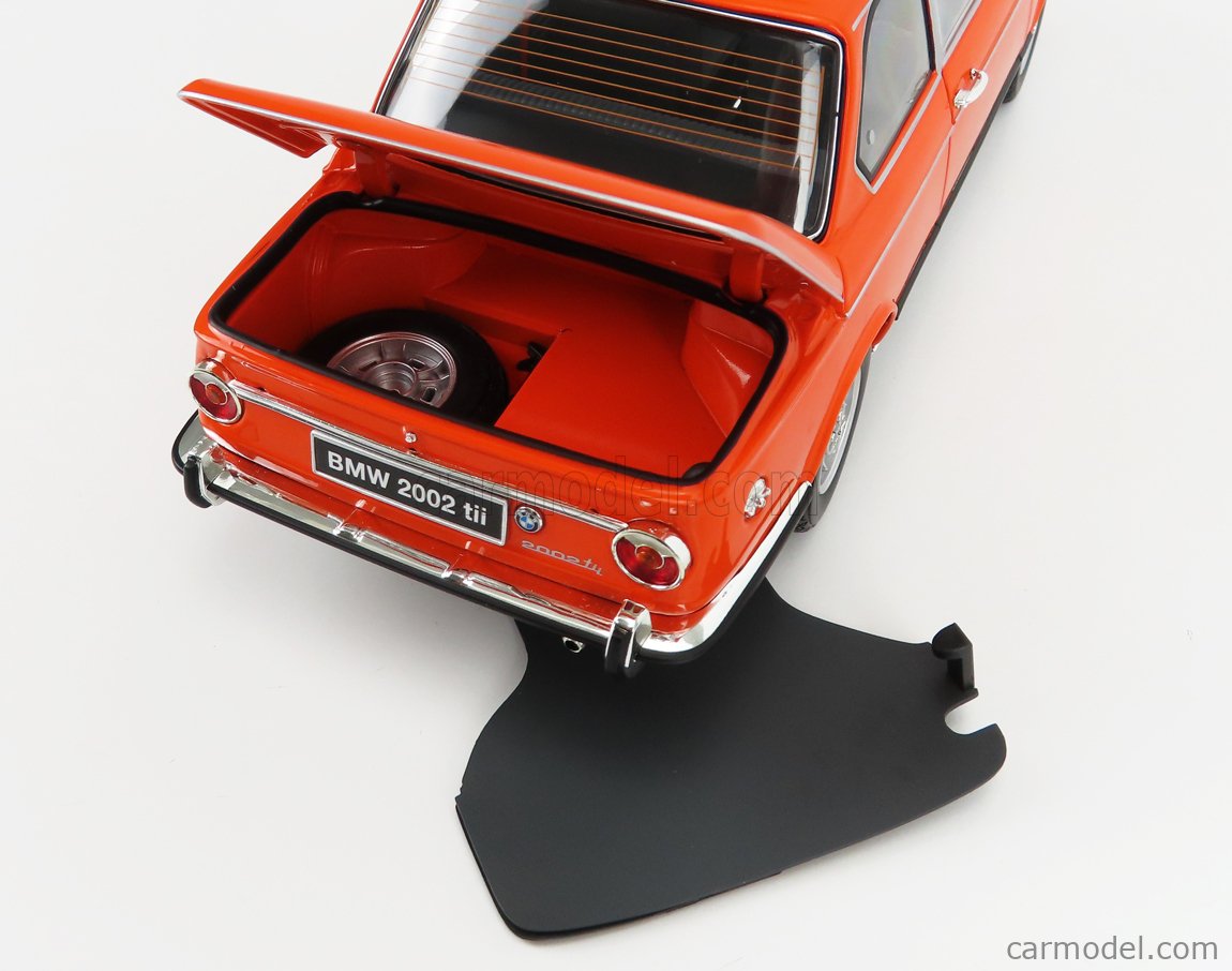 Kyosho 1:18 BMW 2002 tii 1972 orange