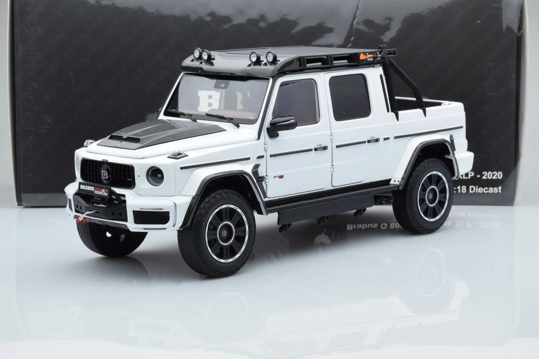 Almost Real 1:18 Mercedes Brabus G800 Adventure XLP Polar White
