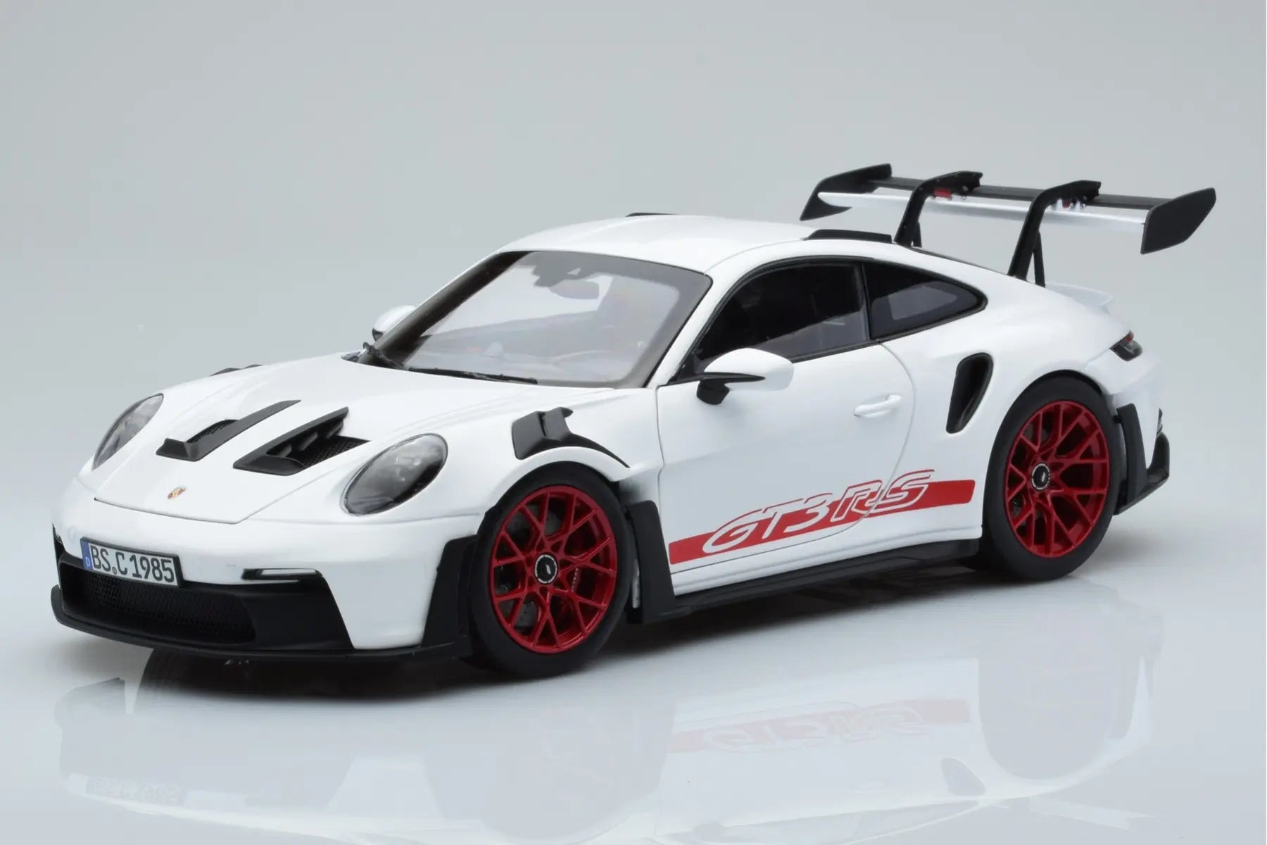 Norev 1:18 Porsche 911 992 GT3 RS White Pyro Red