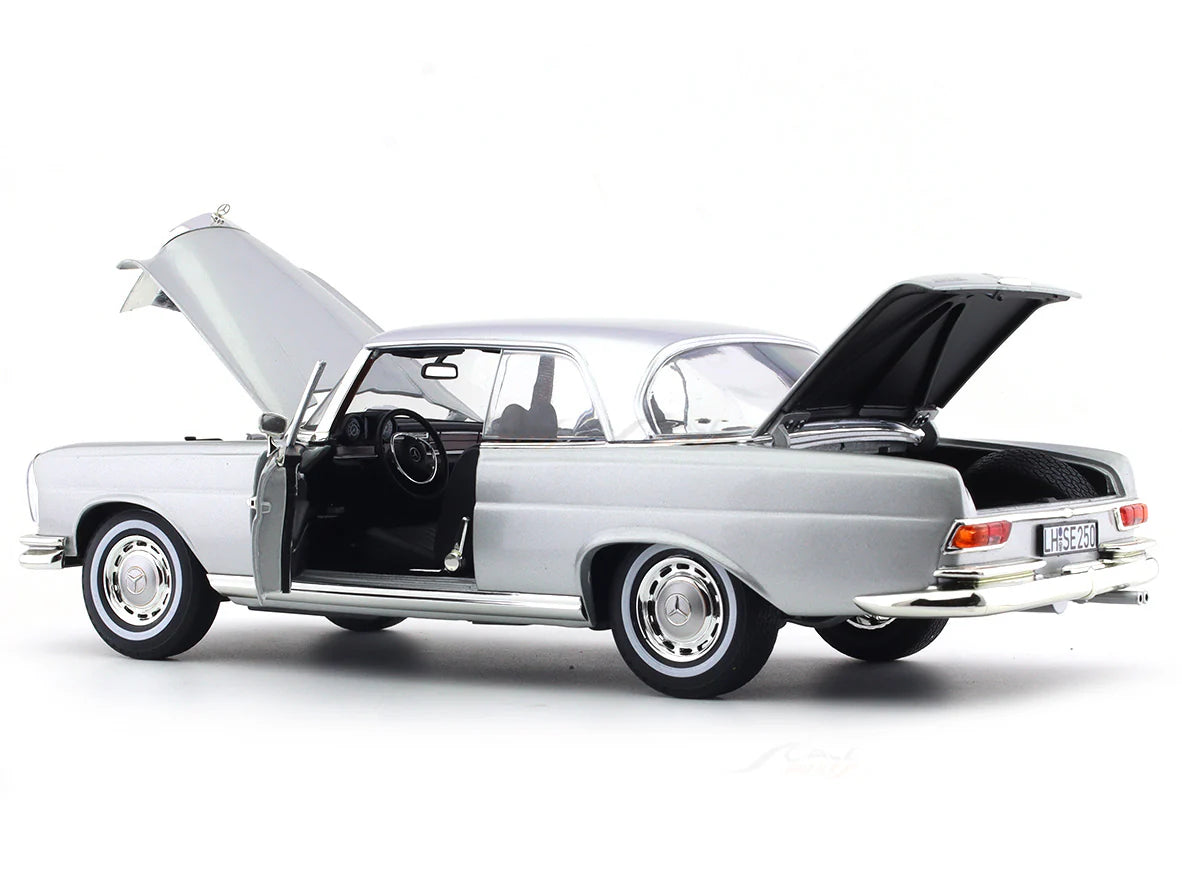 Norev 1:18 1969 Mercedes Benz 250 SE Coupe, Silver