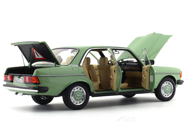 Norev 1:18 Mercedes Benz 200 W123 1982 Green
