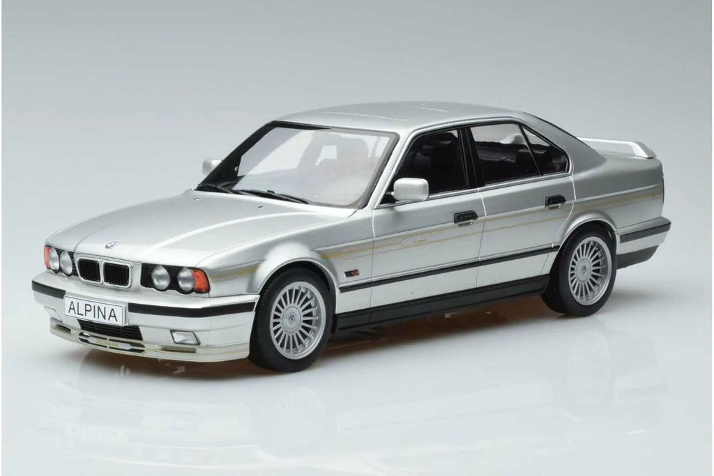 MCG 1:18 BMW Alpina B10 4.6 E34 Silver