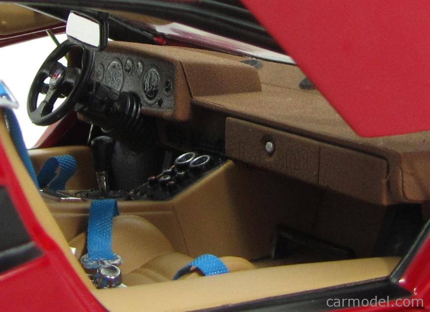 KYOSHO 1:18 - LAMBORGHINI - COUNTACH LP500S WALTER WOLF 1982