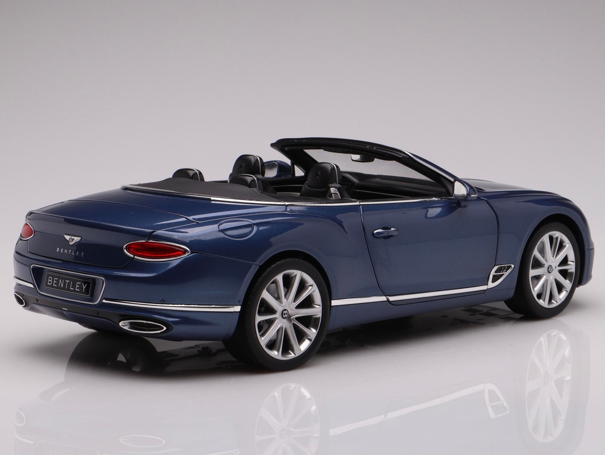 Norev 1:18 Bentley Continental GT Convertible 2019 Blue Crystal