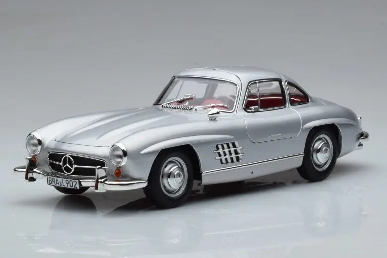 Norev 1:18 Mercedes 300 SL W198 Gullwing