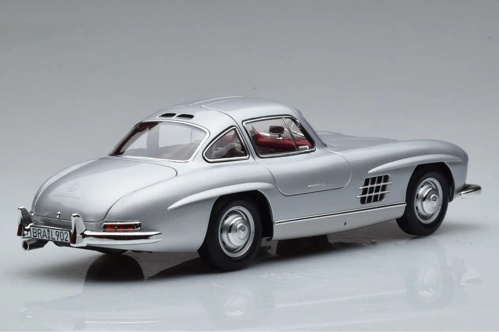 Norev 1:18 Mercedes 300 SL W198 Gullwing