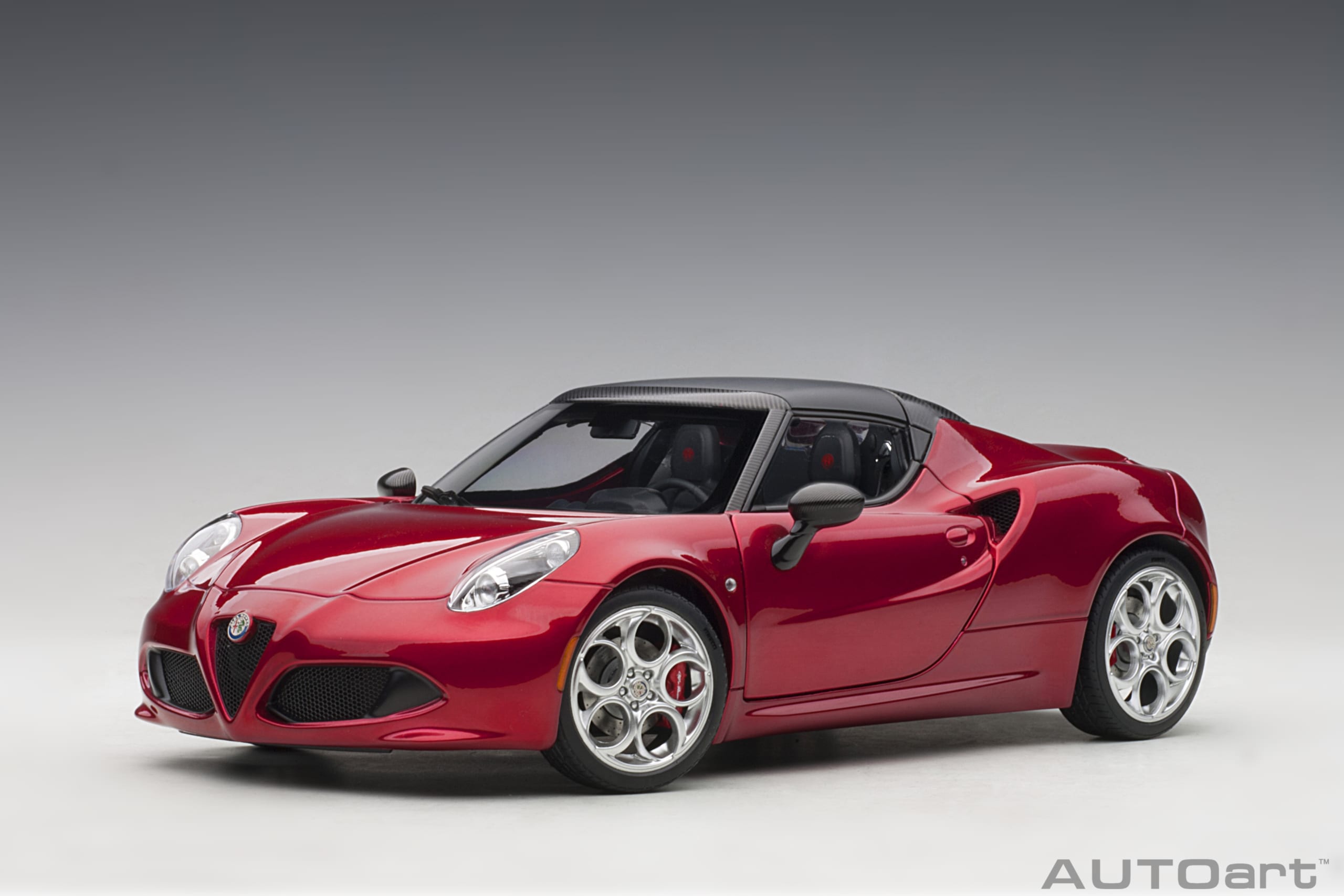 Autoart 1:18 Alfa Romeo 4C Spider (Competition Red) – MiniAuto