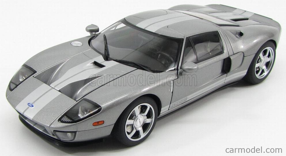AUTOART 1:18 - FORD USA - GT 2004 - WITH WHITE STRIPES