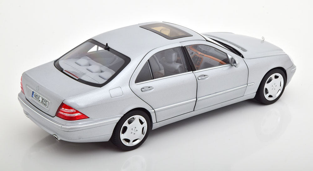 Norev 1:18 Mercedes S600 W220 1998 silver