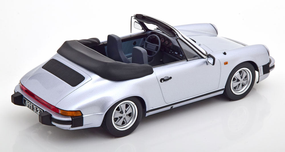 KK-Scale 1:18 Porsche 911 Carrera 3.2 Cabriolet 250 000 911series 1988 silvergrey