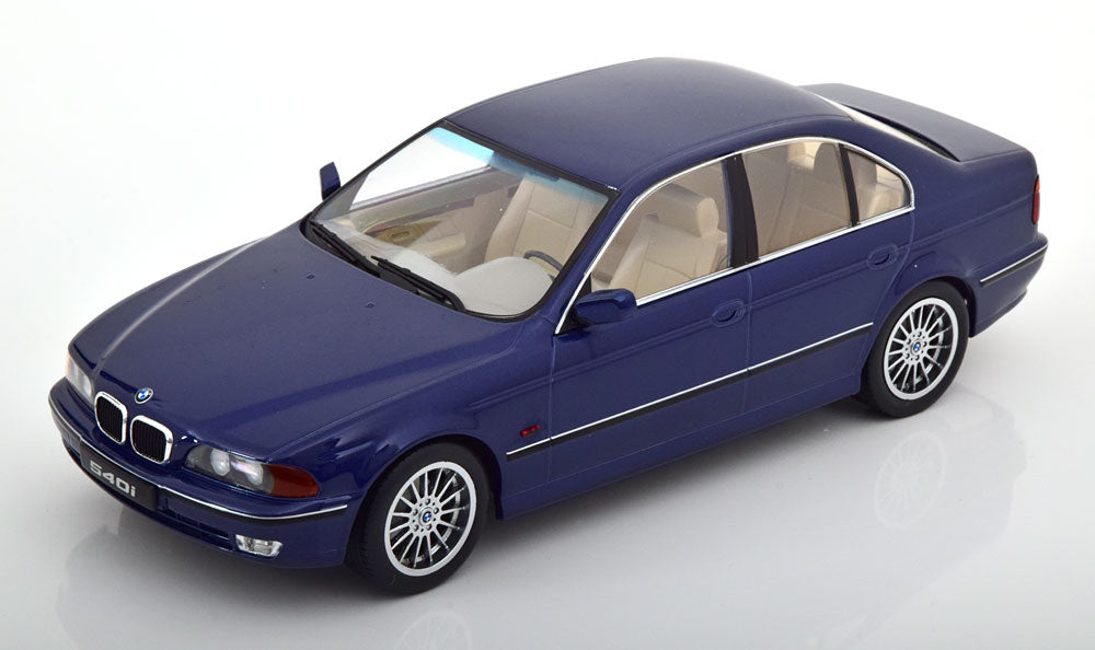 KK-Scale 1:18 BMW 540i E39 Saloon 1995 bluemetallic