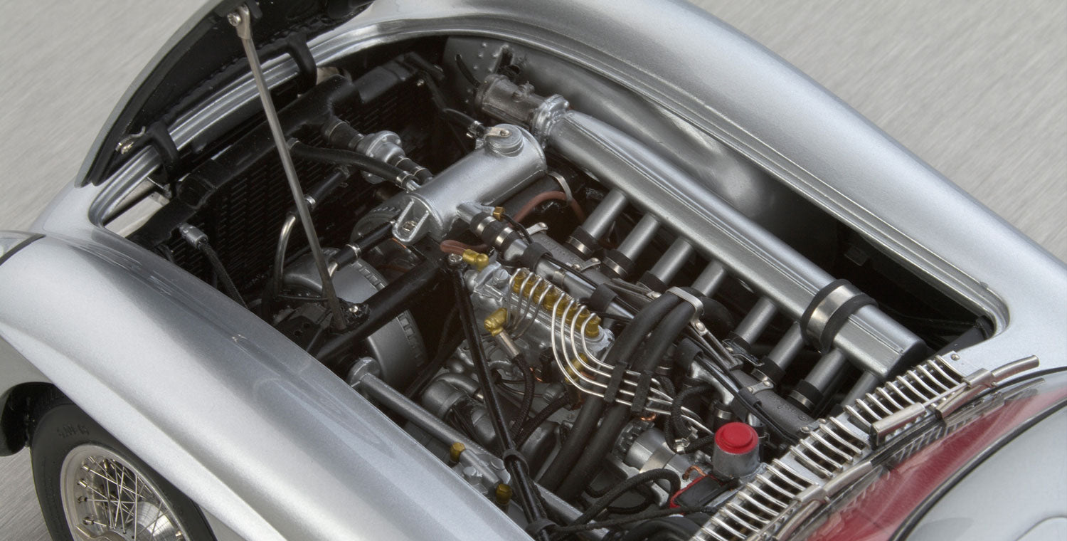 CMC 1:18 Mercedes-Benz 300 SLR Coupé, 1955, red interior