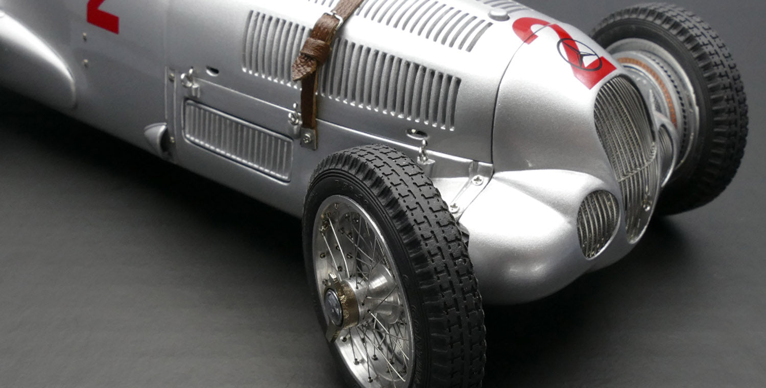CMC 1:18 Mercedes-Benz W 125, Donington GP 1937, #3 von Brauchitsch Limited Edition 1000 pcs