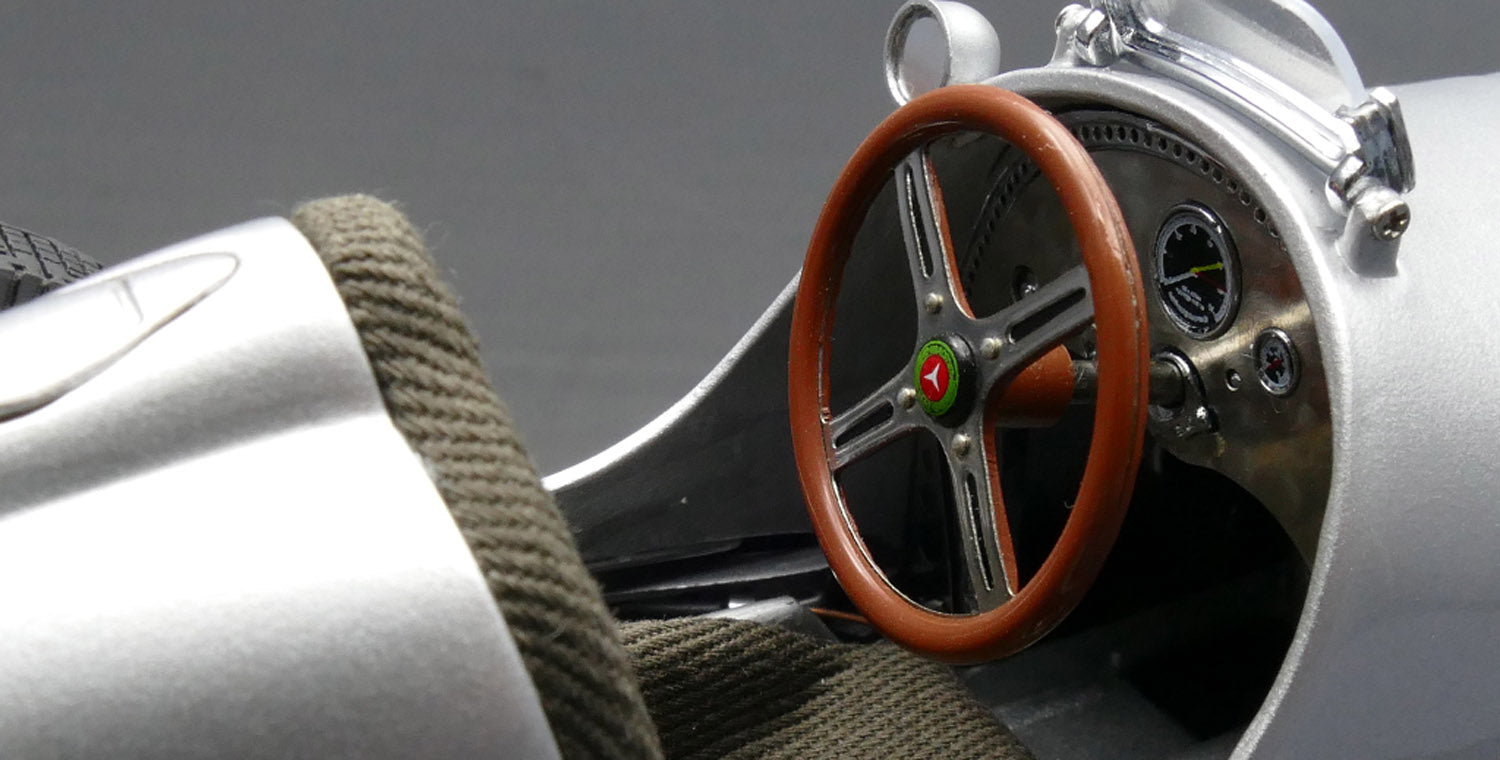 CMC 1:18 Mercedes-Benz W 125, Donington GP 1937, #3 von Brauchitsch Limited Edition 1000 pcs