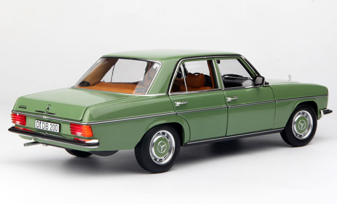 Norev 1:18 1973 Mercedes-Benz 200 W115 (Green)