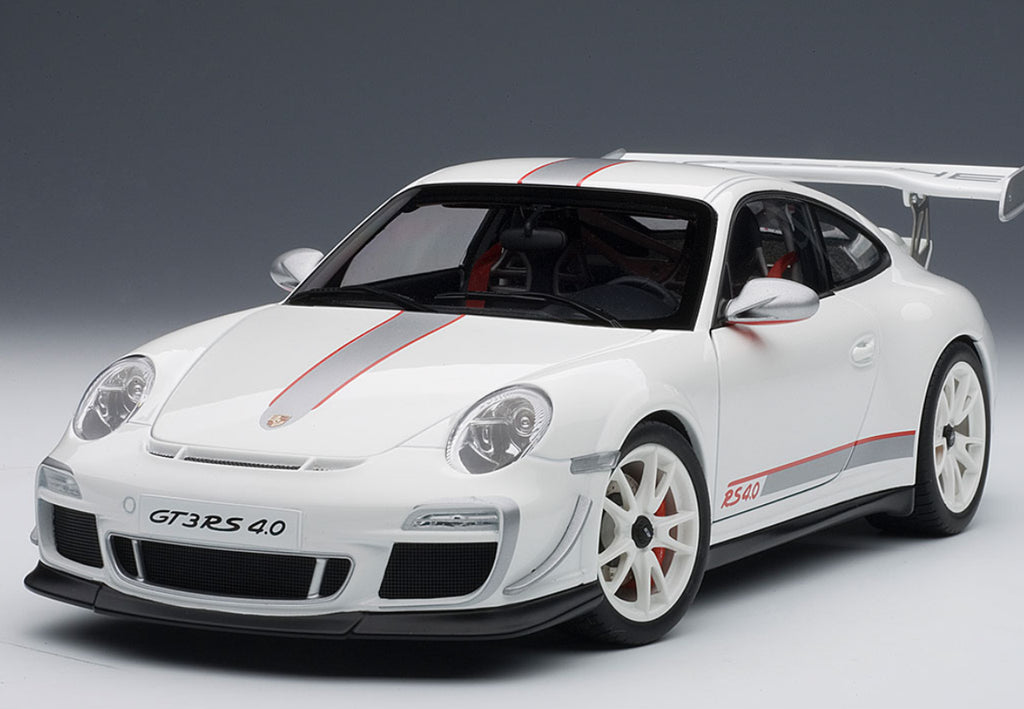 AUTOART 1:18  PORSCHE 911 997 GT3 RS 4.0 WHITE