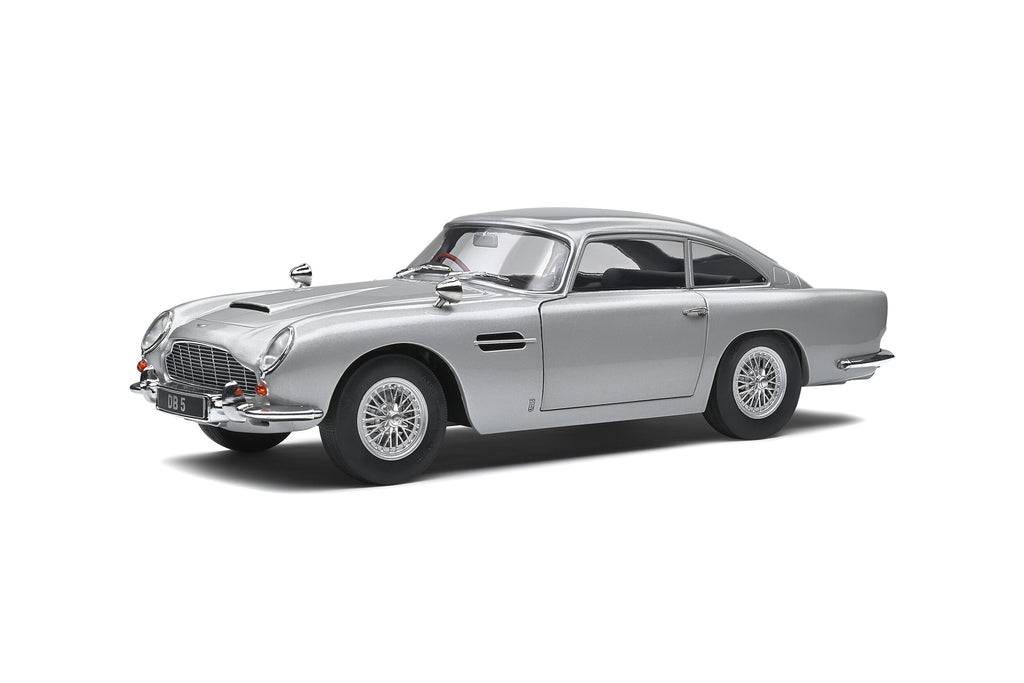 Solido 1:18 Aston Martin DB5 – Silver Birch – 1964