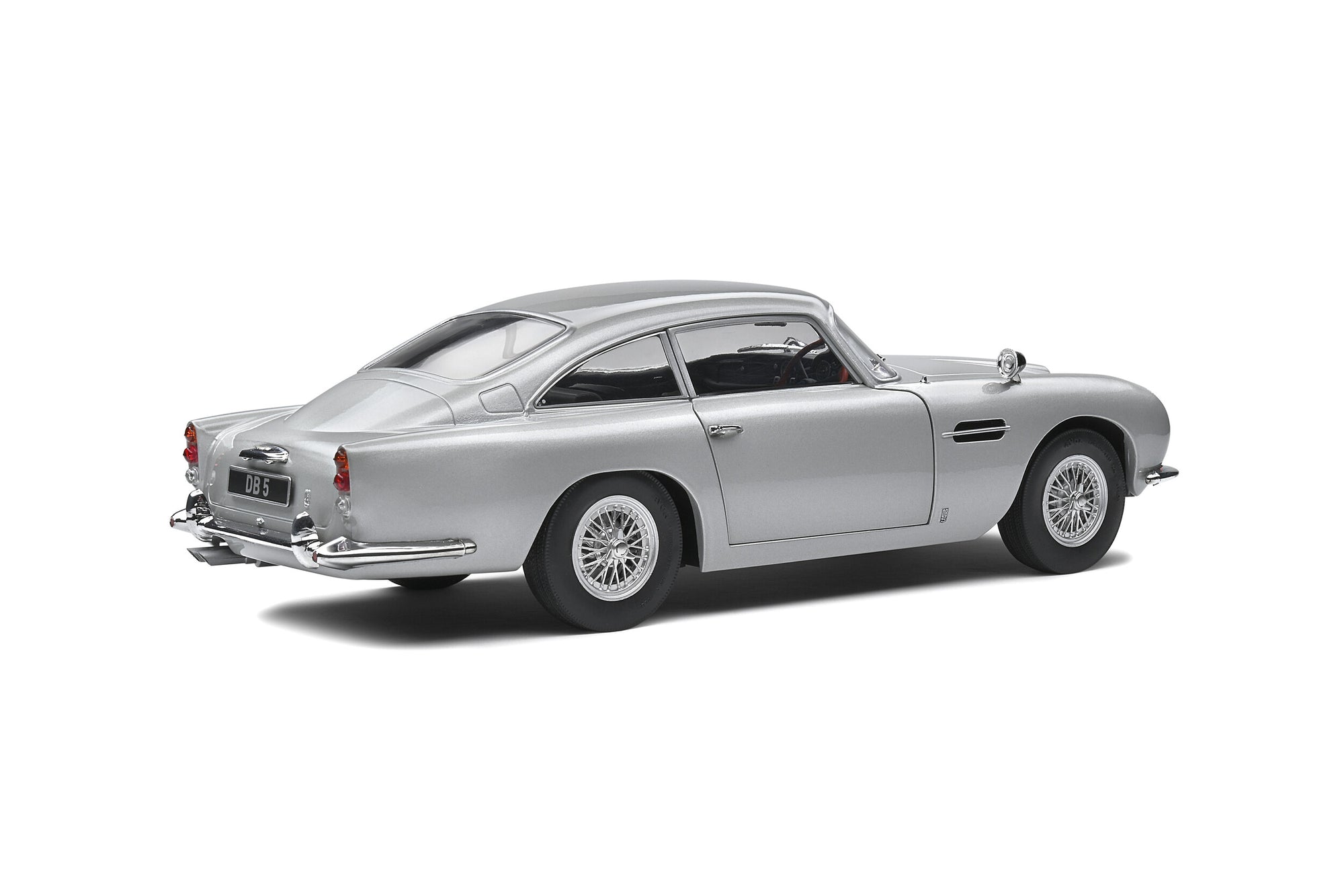 Solido 1:18 Aston Martin DB5 – Silver Birch – 1964